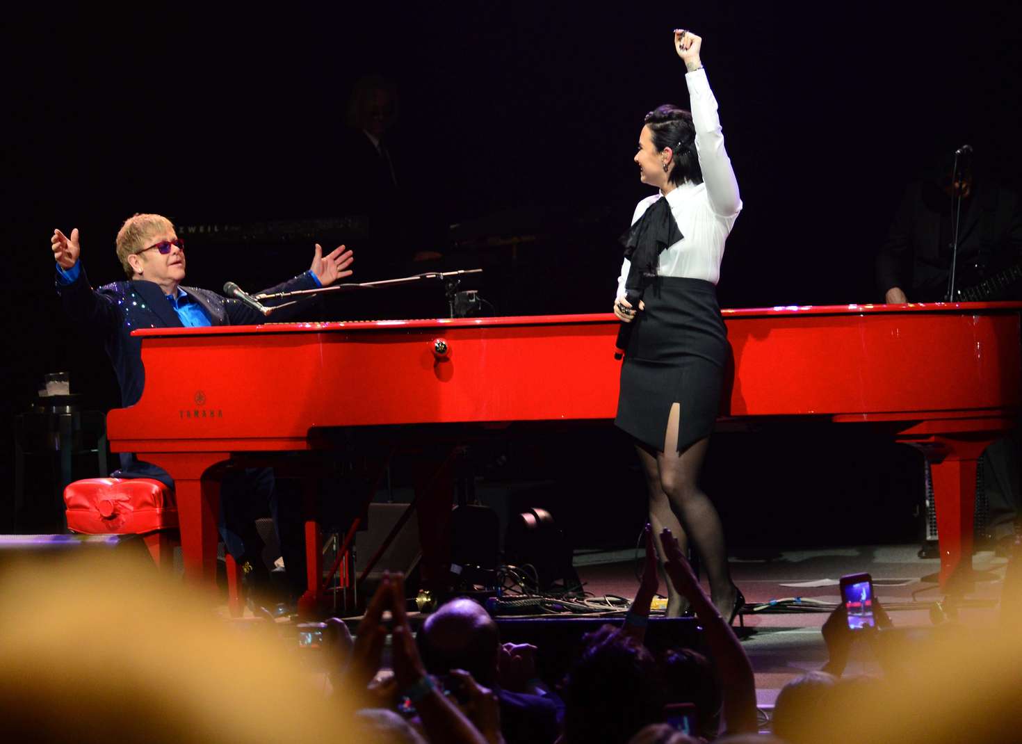 Demi Lovato 2016 : Demi Lovato: Performing with Elton John at the Wiltern -09