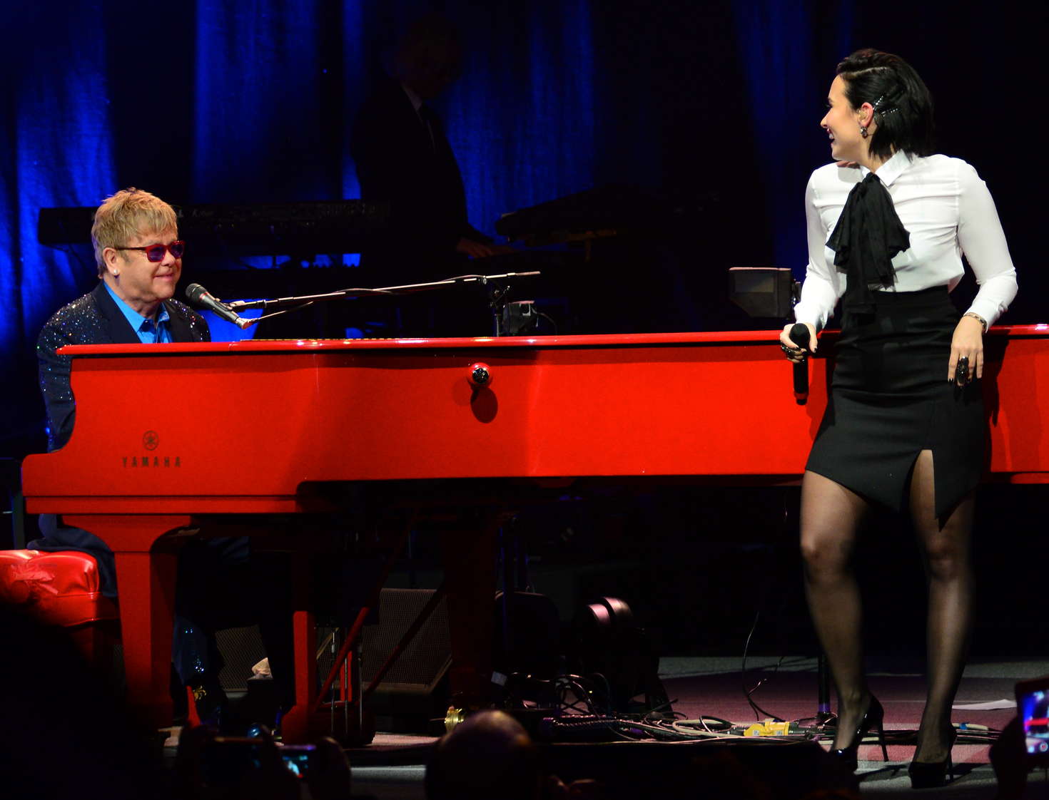 Demi Lovato 2016 : Demi Lovato: Performing with Elton John at the Wiltern -21