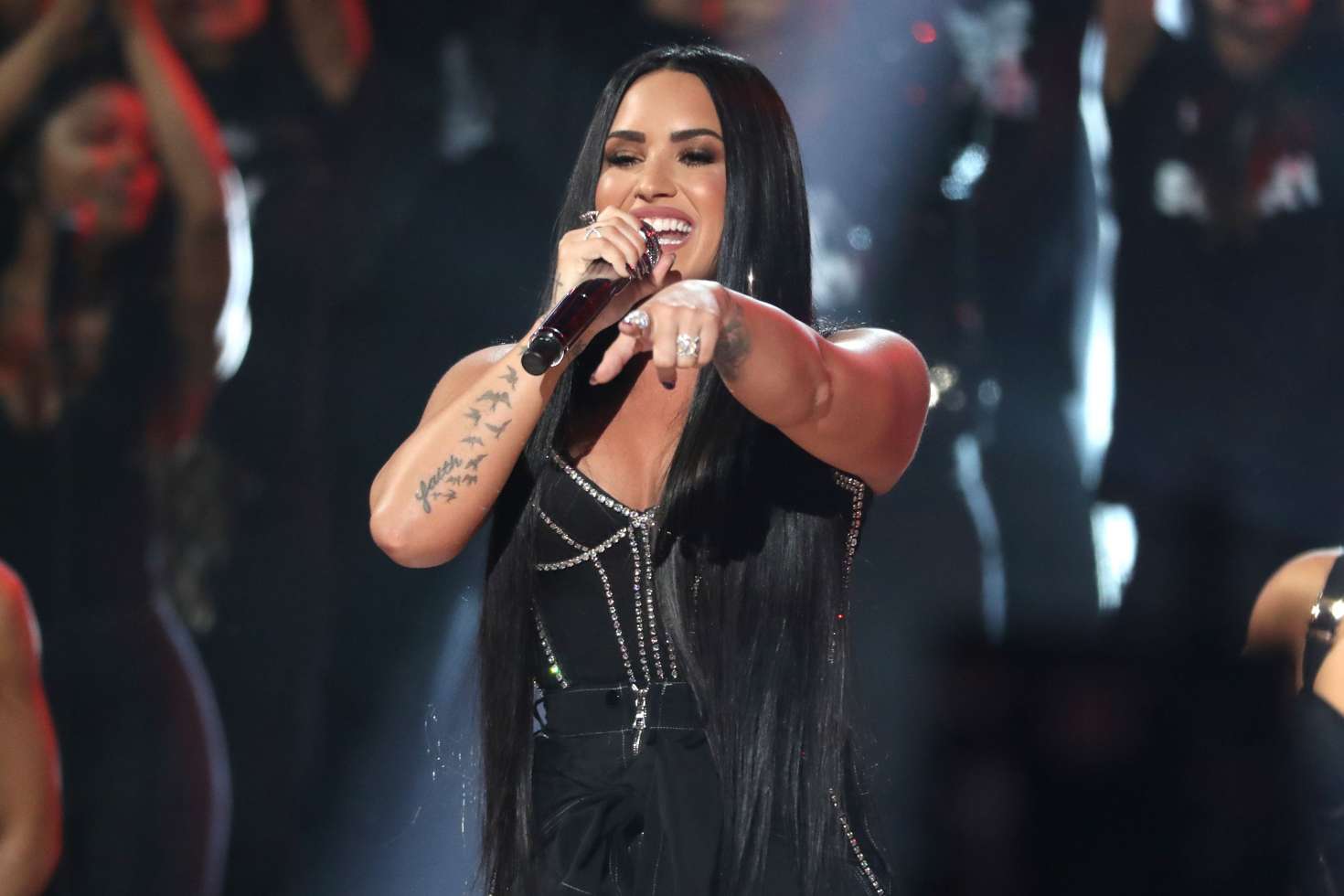 Demi Lovato 2017 : Demi Lovato: Performs at 2017 American Music Awards -04