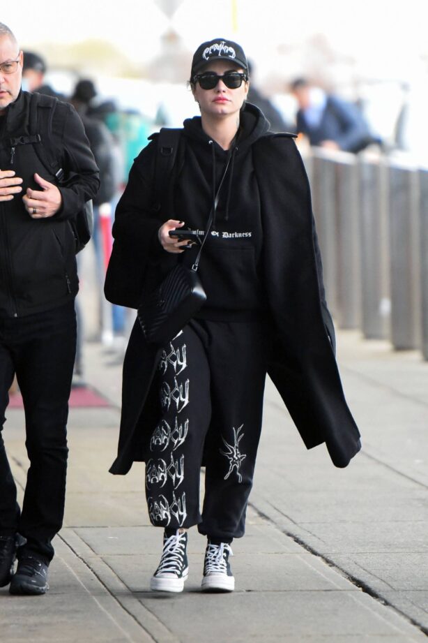 Demi Lovato - Seen as she departs New York