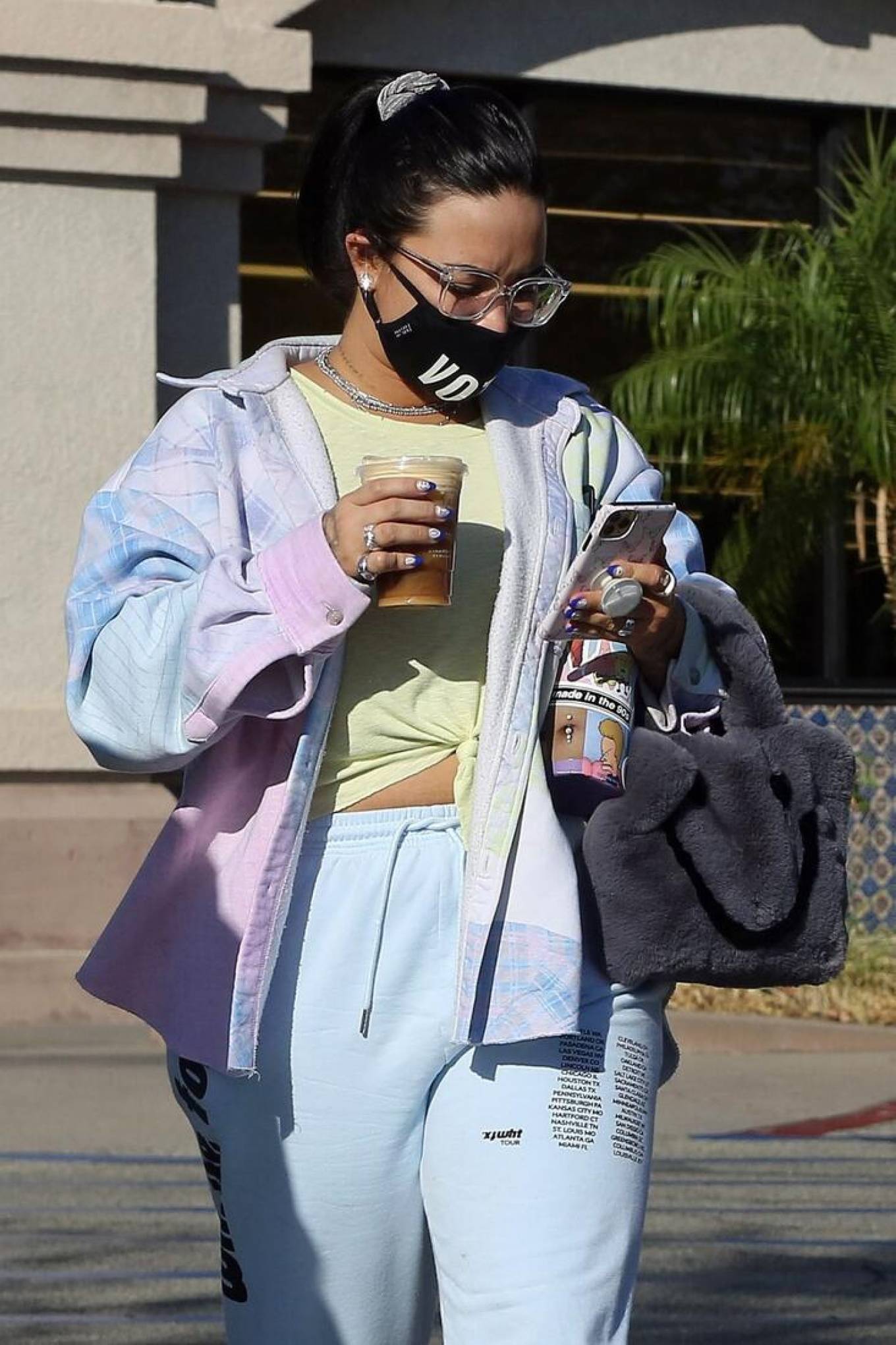 Demi Lovato – Seen out in Los Angeles
