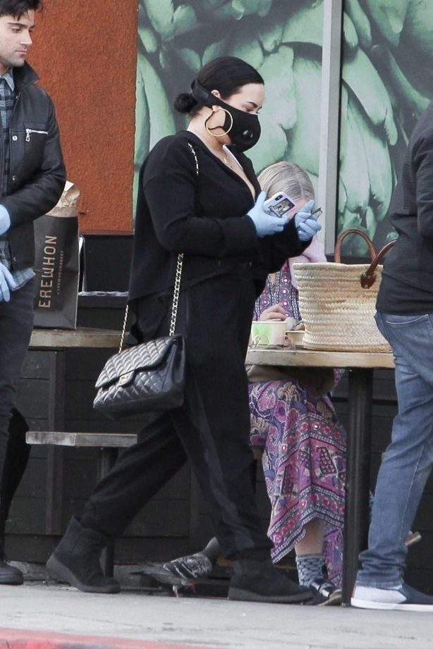 Demi Lovato - Shopping at Erewhon in Los Angeles