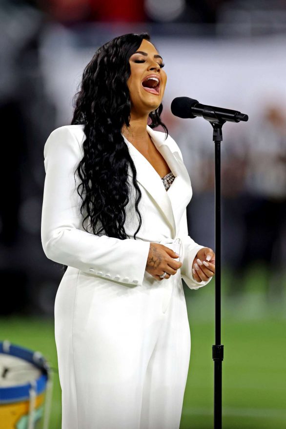 Demi Lovato - Sings the U.S. national anthem Super Bowl LIV in Miami
