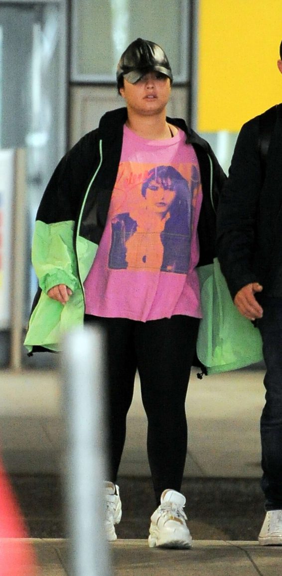 Demi Lovato - Spotted at Heathrow Airport in London