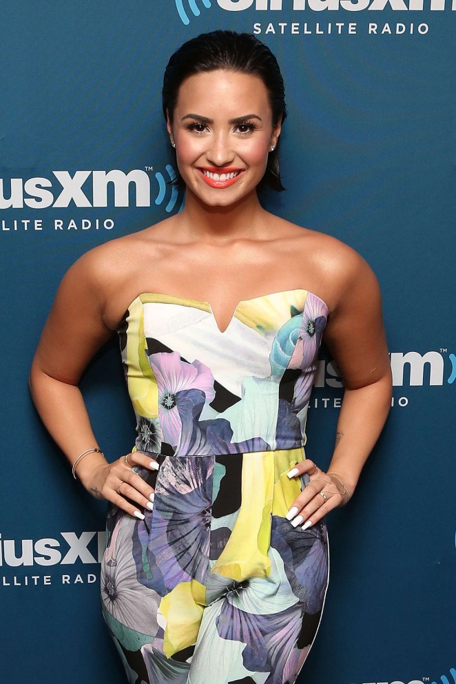 Demi Lovato - 'The Morning Mash Up' on SiriusXM Hits 1 in NYC
