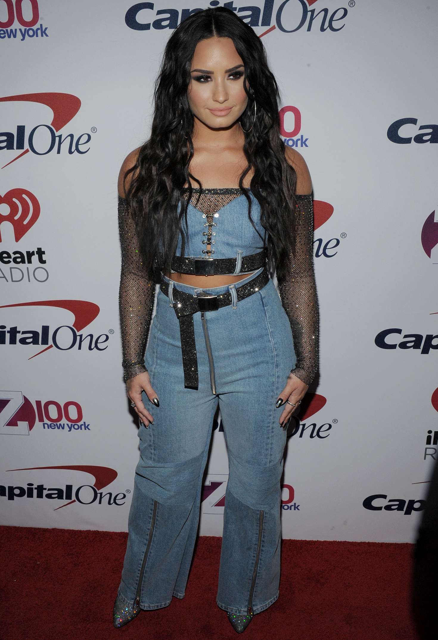 Index of /wp-content/uploads/photos/demi-lovato/z100-s-jingle-ball-2017 ...