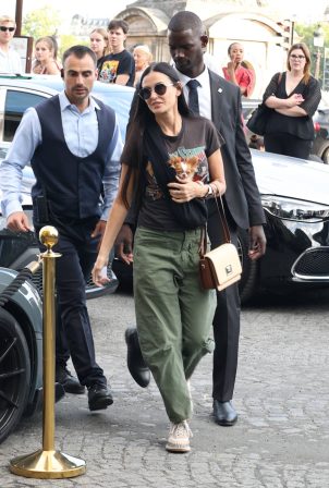 Demi Moore - Wearing Rolling Stones T-Shirt while out in Paris