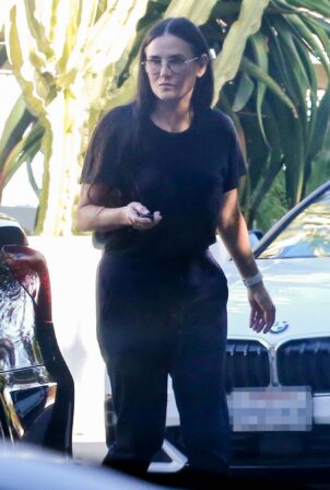 Demi Moore - With Rumer Willis celebrate Tallulah Willis's engagement with Dillon Buss