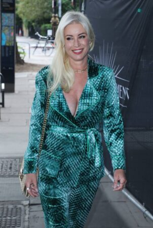 Denise Van Outen - Spotted at Proud Embankment to see Julian Clary in Cabaret All Stars in London