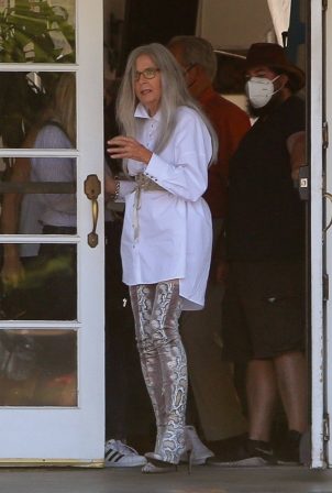 Diane Keaton - Seen on the set of 'Mack and Rita' in Palm Springs