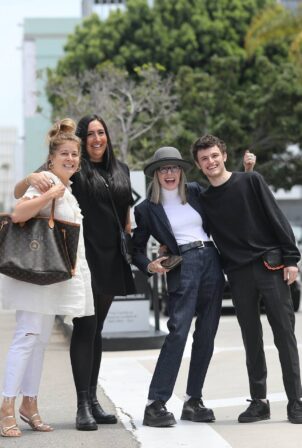 Diane Keaton - Spotted visiting the new Louis Vuitton store in Beverly Hills