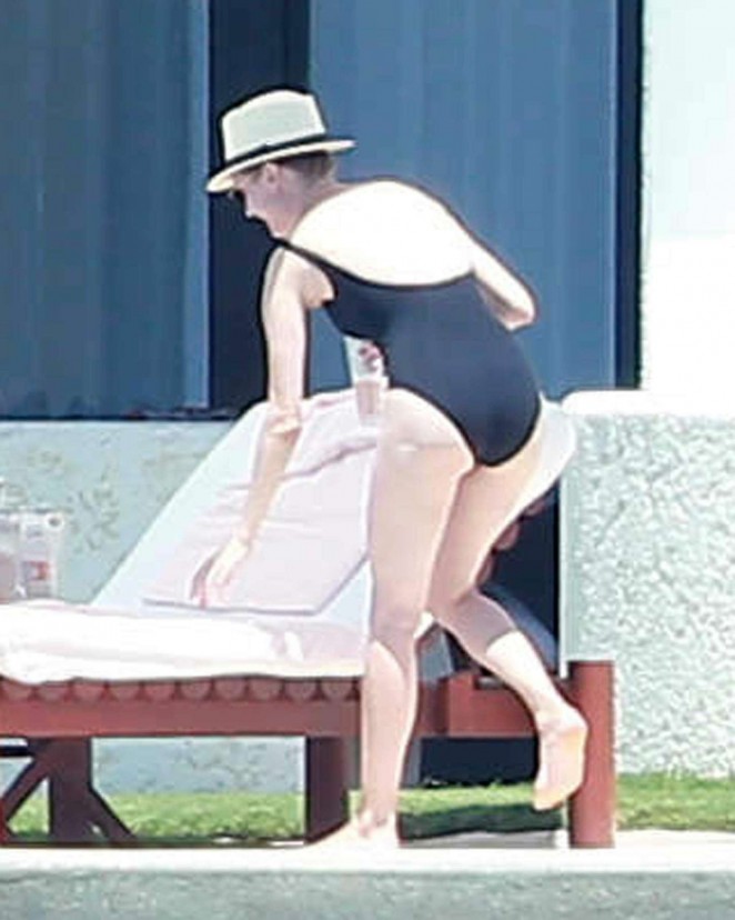 Diane Kruger in Black Swimsuit in Cabo San Lucas