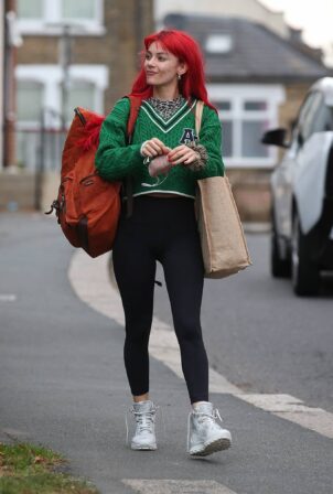 Dianne Buswell - Leaves rehearsals in London