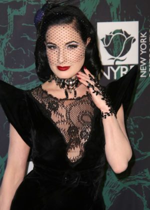Dita Von Teese - Bette Midler's Hulaween Benefiting the NY Restoration Project in NYC