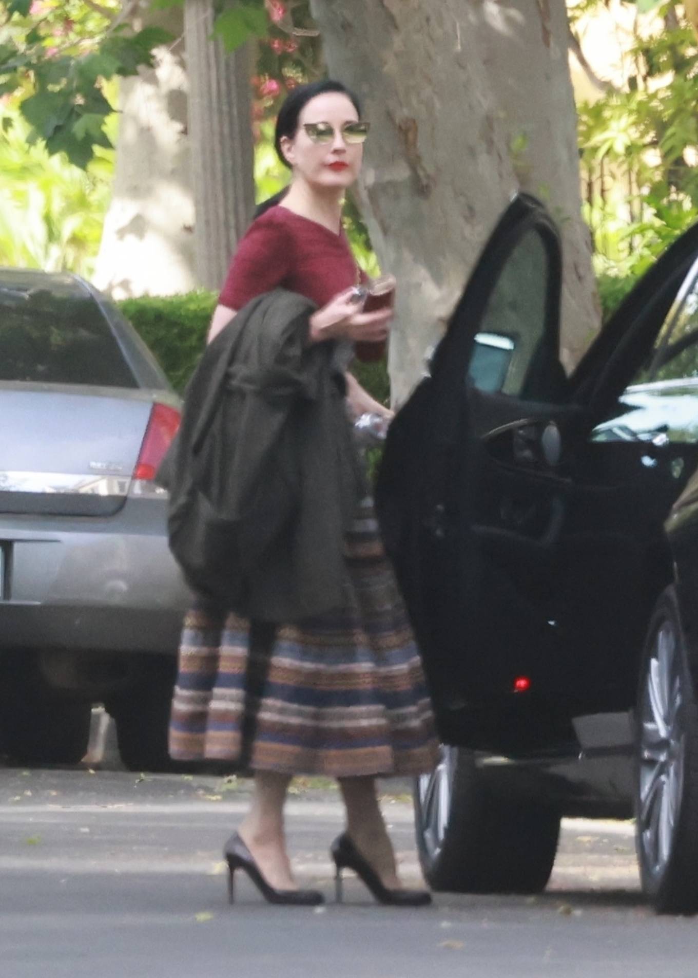 Dita Von Teese 2022 : Dita Von Teese – Out for lunch in Los Angeles-03