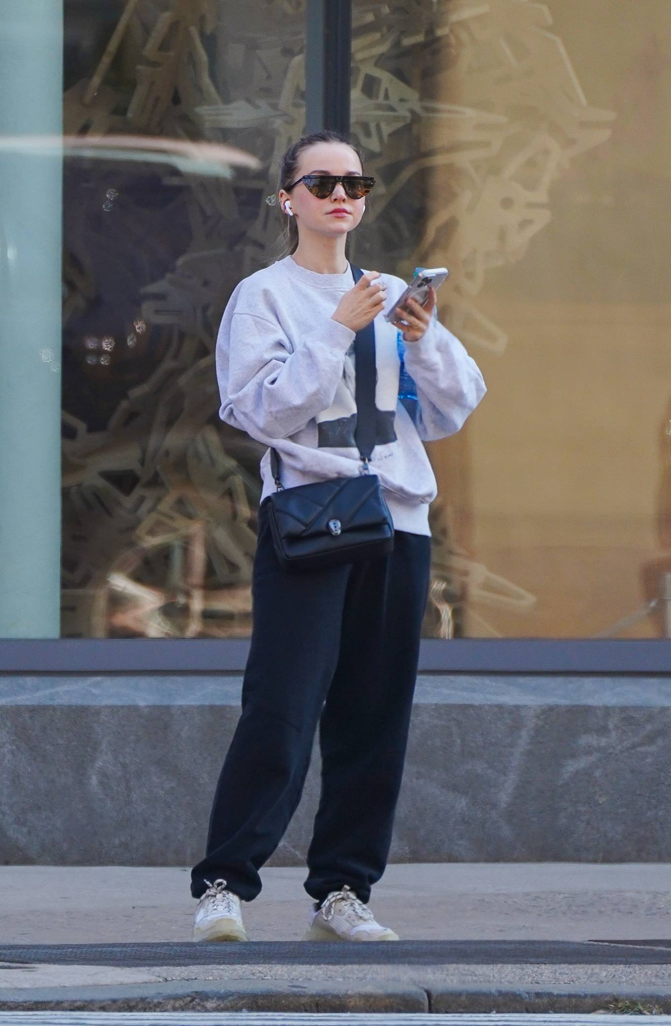 Dove Cameron 2021 : Dove Cameron – Stepping out in New York-04