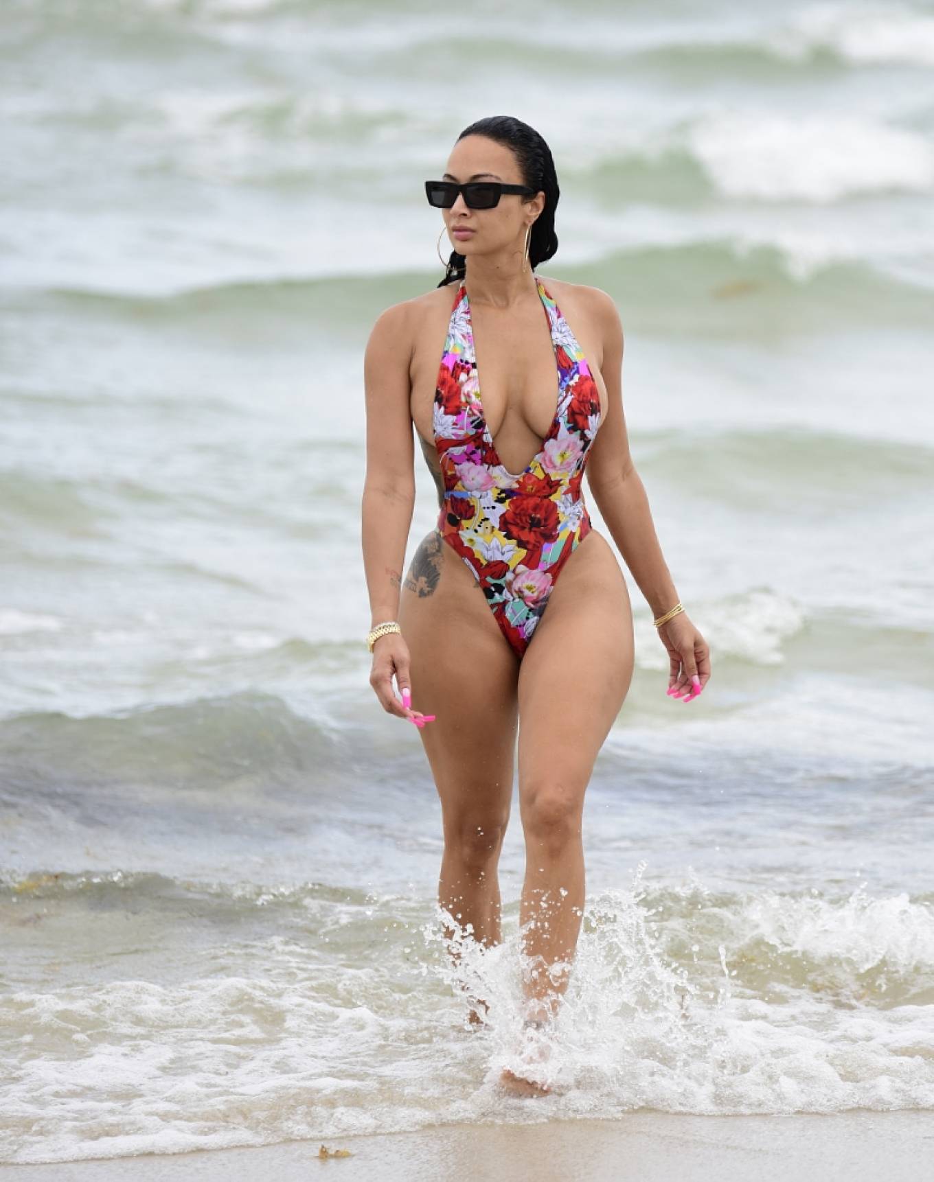 Draya Michele 2022 : Draya Michele – In a swimsuit at the beach in Miami-04