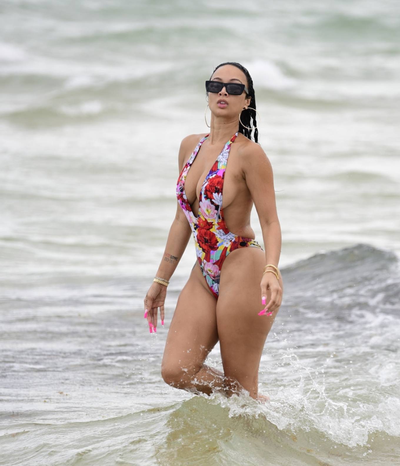 Draya Michele 2022 : Draya Michele – In a swimsuit at the beach in Miami-07