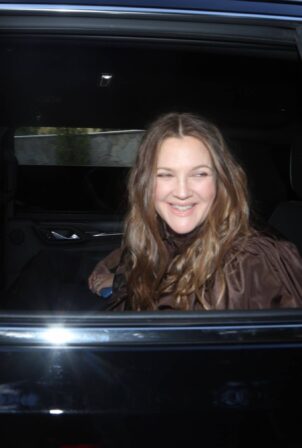 Drew Barrymore - Arrives at Britney Spears and Sam Asghari’s wedding in Los Angeles