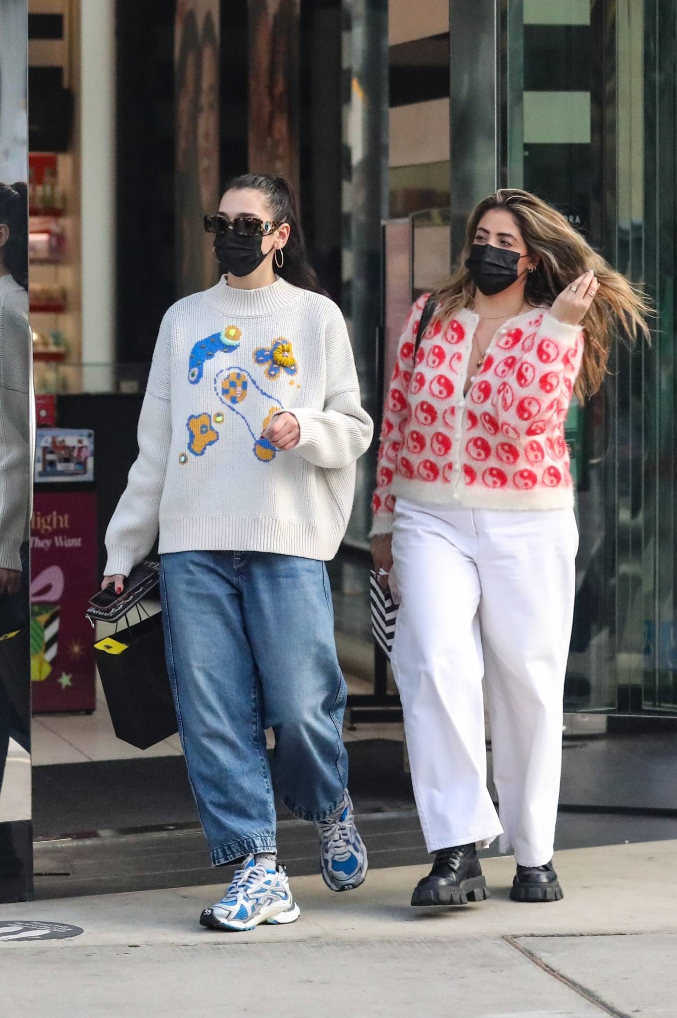 Dua Lipa - Seen shopping for some cosmetics in Beverly Hills