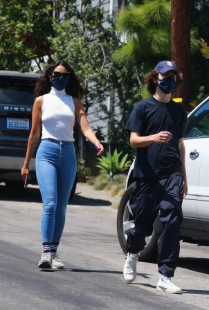 Eiza Gonzalez and Timothee Chalamet – Out for a hike in Los Angeles ...