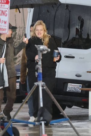 Elisabeth Moss - On the set of 'Shell' in Los Angeles