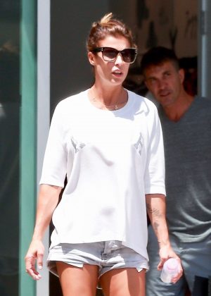 Elisabetta Canalis - Shopping in West Hollywood