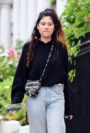 Eliza Doolittle - Out in North London