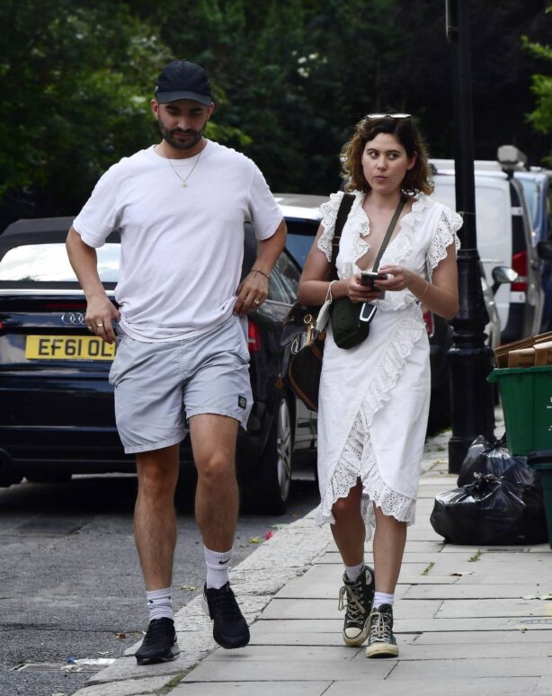 Eliza Doolittle - with a mystery male friend in North London