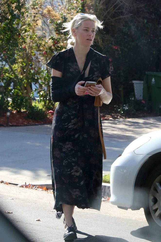 Elizabeth Banks in Long Dress - Out in Los Angeles