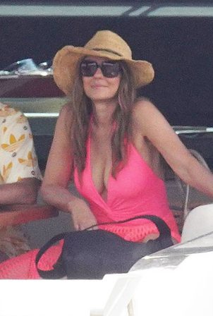 Elizabeth Hurley - Seen on a vacation in the South of France