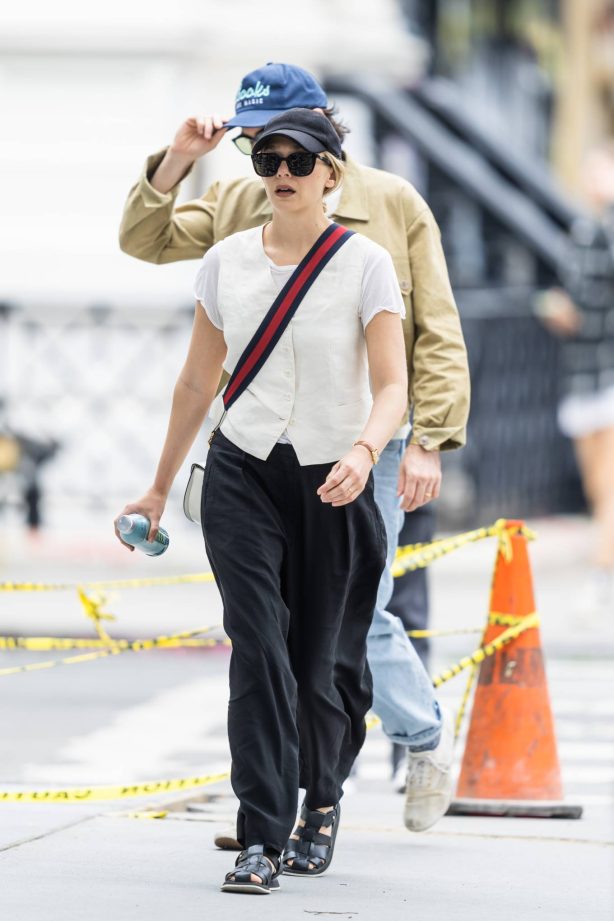 Elizabeth Olsen - On a coffee run in New York