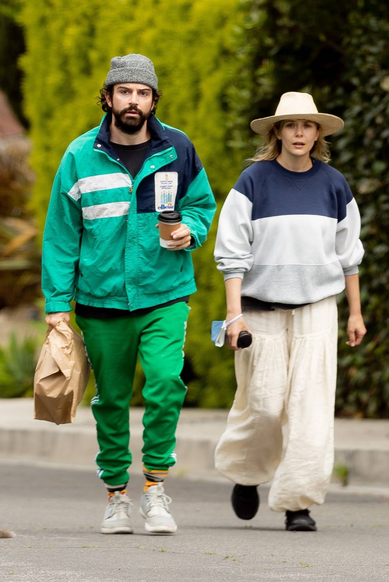 Elizabeth Olsen with Robbie Arnett â€“ Out for a shopping