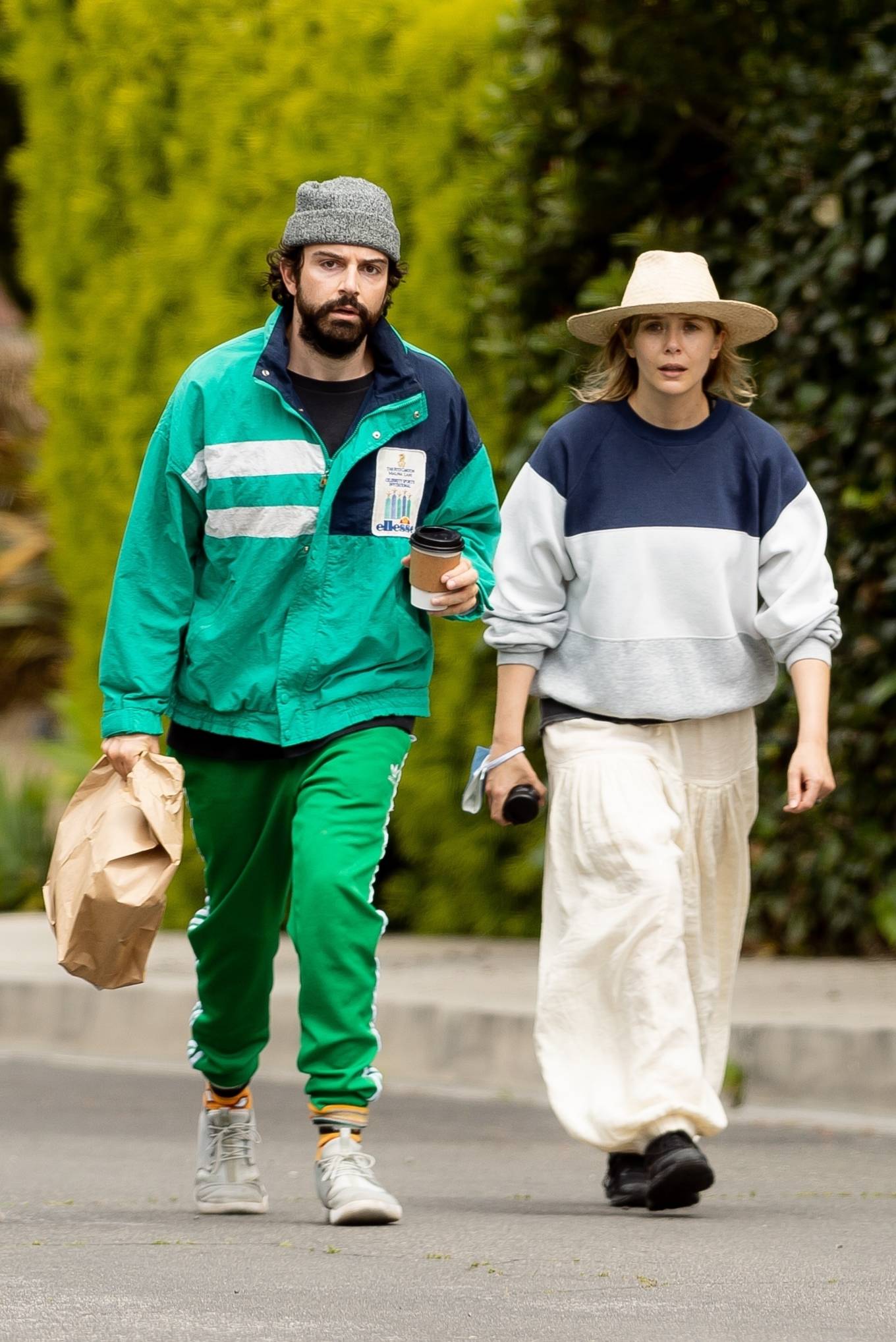Elizabeth Olsen with Robbie Arnett â€“ Out for a shopping