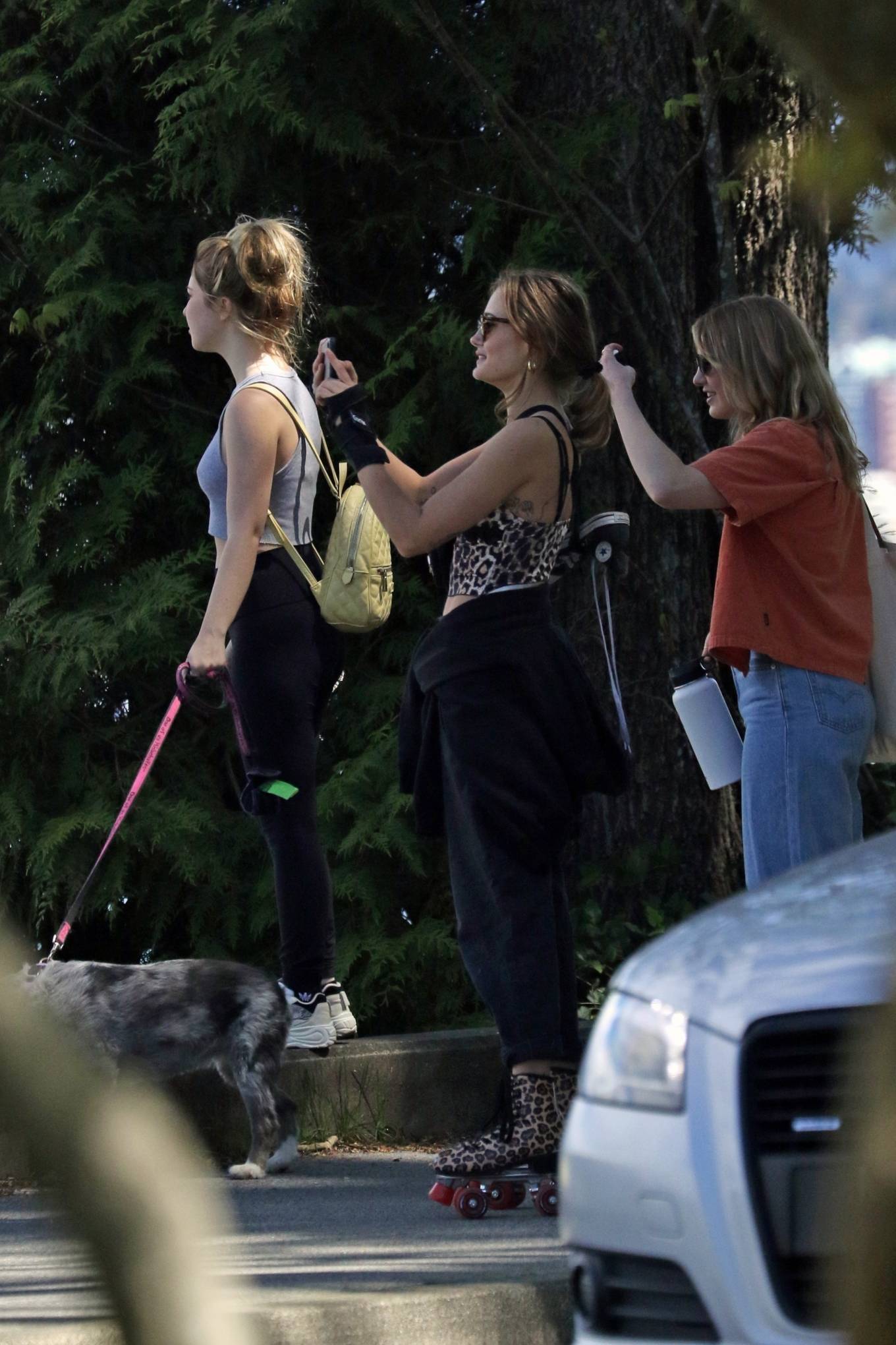 Ella Purnell 2021 : Ella Purnell – Rollerskate candids with Sammi Hanratty and Sophie Nelisse in Vancouver-04