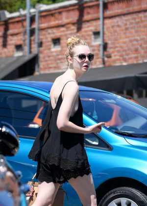 Elle Fanning - Arriving at a Hair Salon in Los Angeles
