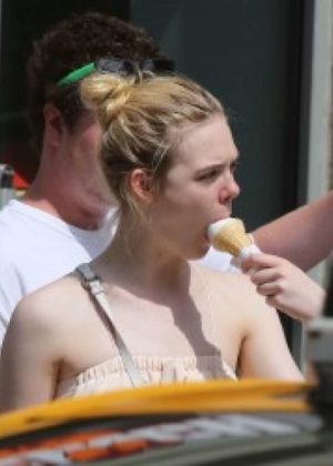 Elle Fanning - Eating Ice cream in NYC