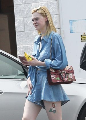 Elle Fanning in Jeans Shopping in Los Angeles
