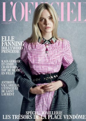 Elle Fanning - L'Officiel Paris Magazine (Decembe/January 2017/2018)