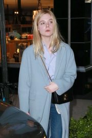 Elle Fanning - Out and about in Manhattan