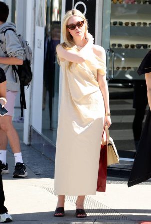 Elle Fanning - Shopping candids in Beverly Hills