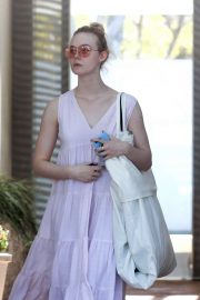 Elle Fanning - Shopping in West Hollywood