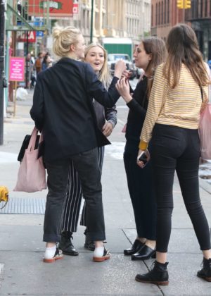 Elle Fanning - Shopping With Friends in NYC