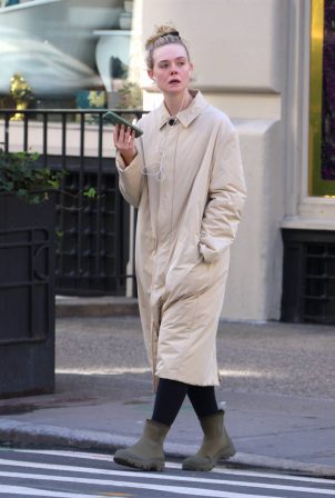 Elle Fanning - Spotted Walking in Soho after a pilates class in New York