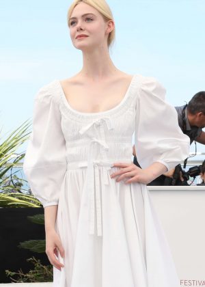 Elle Fanning - 'The Beguiled' Photocall at 70th Cannes Film Festival