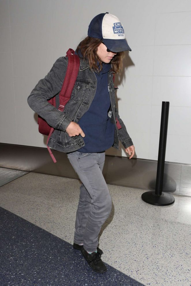 Ellen Page - Arrives at LAX Airport in Los Angeles