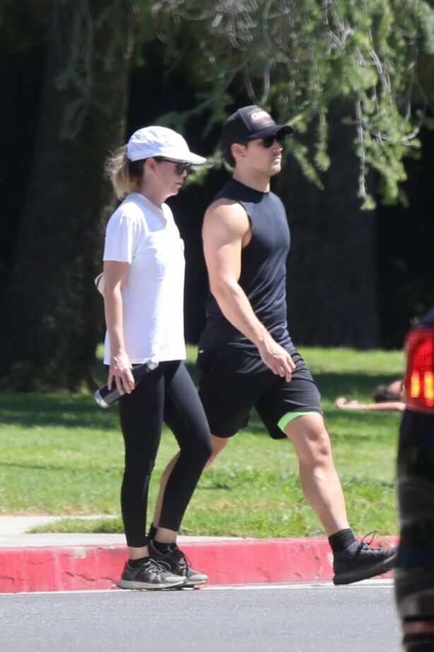 Ellen Pompeo - With husband Chris Ivery with their trainer hike through Griffith Park in Los Feliz