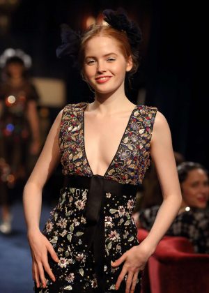 Ellie Bamber - Chanel Metiers d'Art Collection in Tokyo
