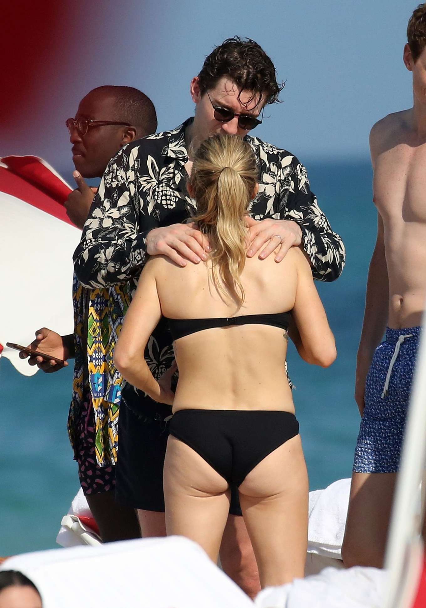Ellie Goulding - In Bikini on the beach in Miami -68 GotCele