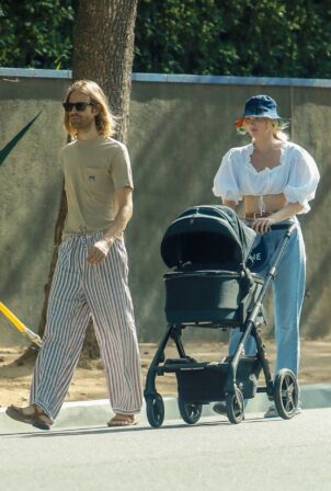 Elsa Hosk - Out with her family near her Pasadena home